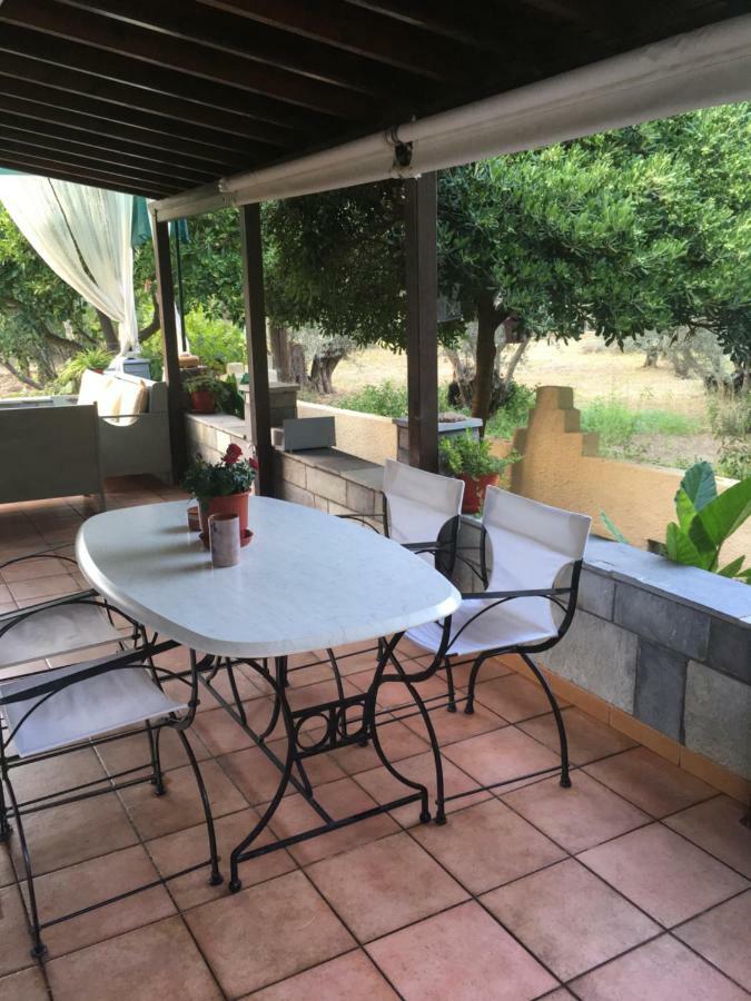 Kerveli Villa Ermilia מראה חיצוני תמונה